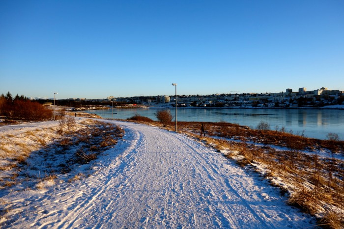 Walk by the sea, Reykjavik